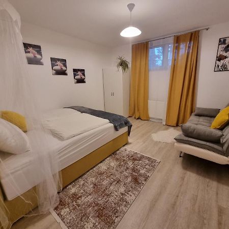 Cozy Nest Apartment ซาลซ์บูร์ก ภายนอก รูปภาพ