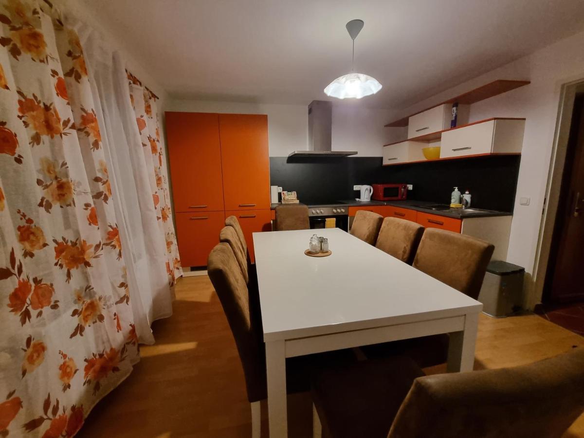 Cozy Nest Apartment ซาลซ์บูร์ก ภายนอก รูปภาพ