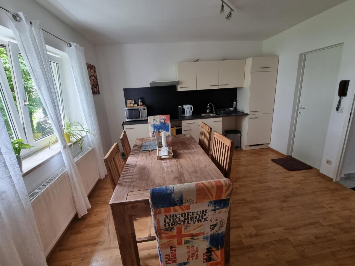 Cozy Nest Apartment ซาลซ์บูร์ก ภายนอก รูปภาพ